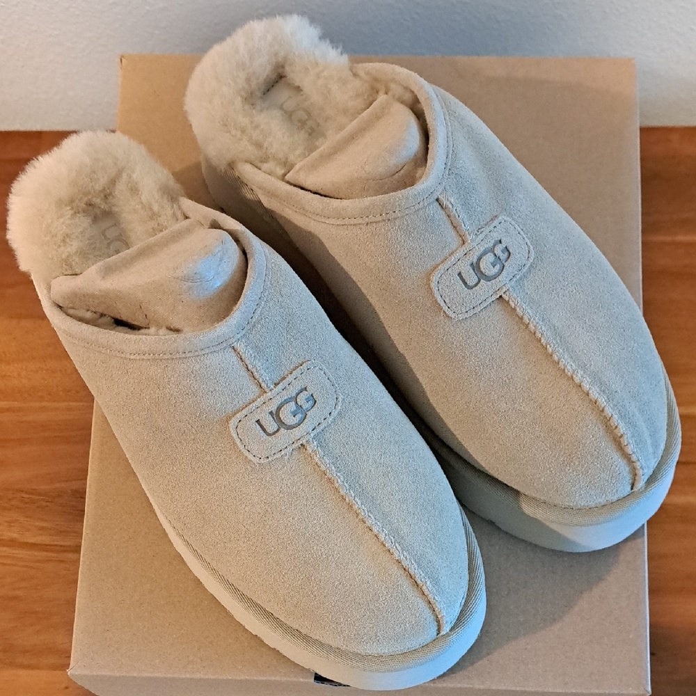 UGG Discoquette Sand Slippers